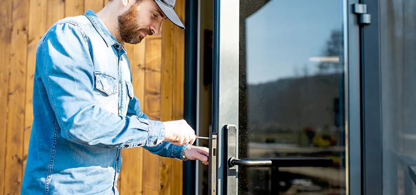 Frameless Glass Storefront Door Locks Replacement in New Lenox, IL
